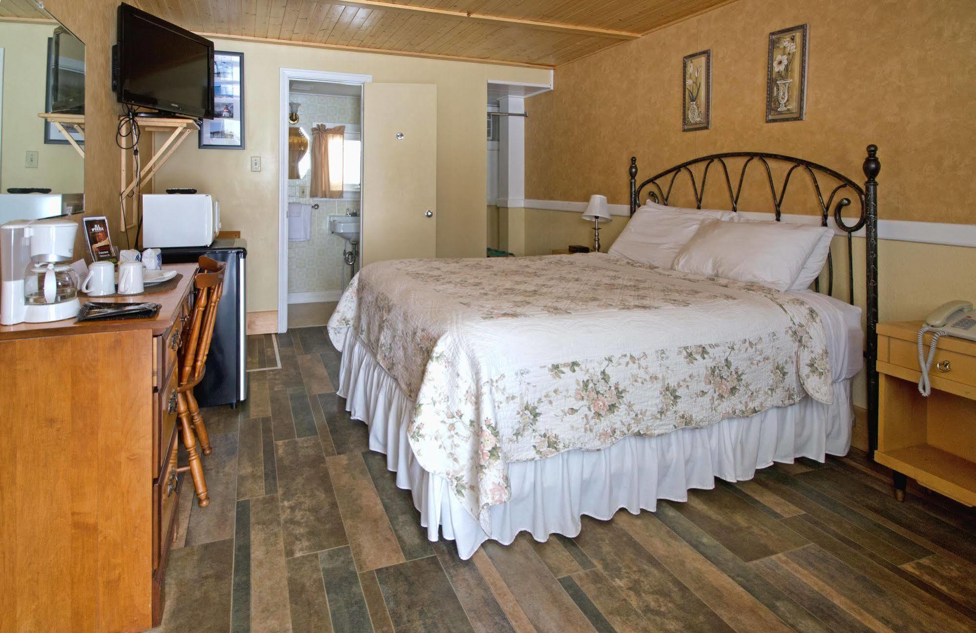 Mackenzie Motel & Cottages Shelburne Eksteriør bilde