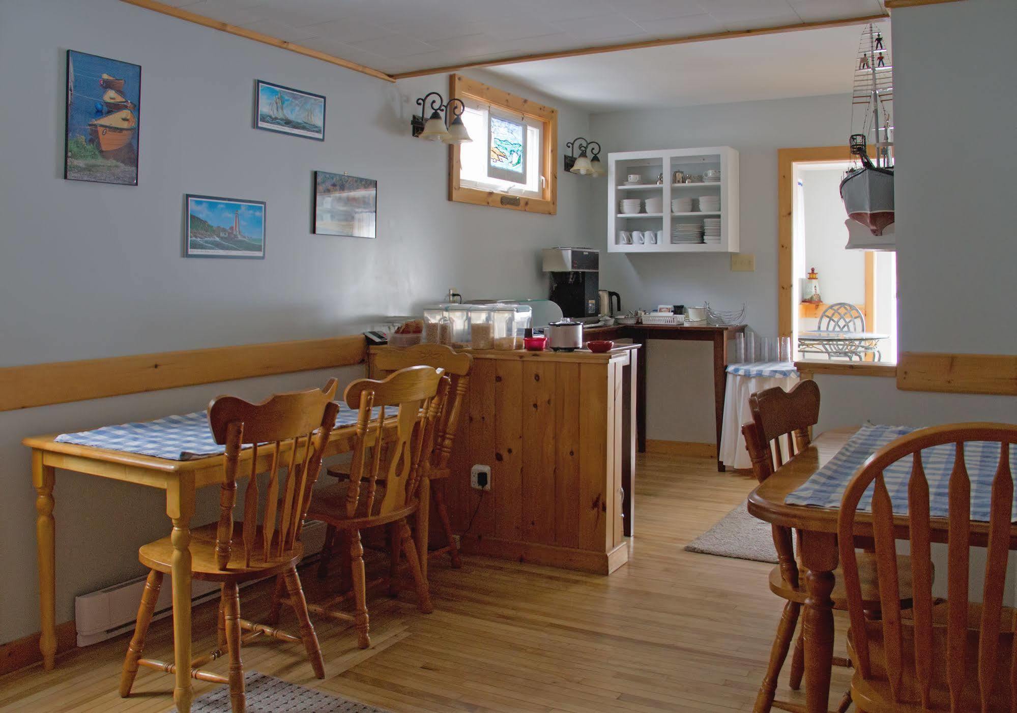 Mackenzie Motel & Cottages Shelburne Eksteriør bilde